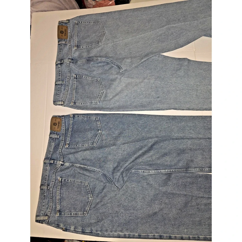 Lot of 2pcs Wrangler Men’s Blue Straight Leg Casual Style Jeans Size 40x32 M020 - Picture 16 of 16